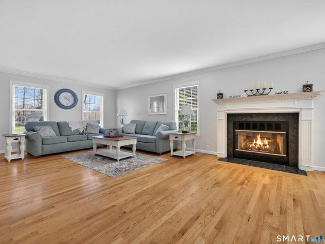 11 Payer Lane, Groton, CT 06355