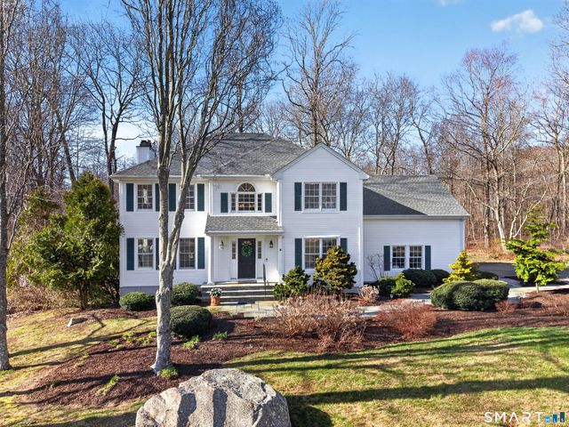 11 Payer Lane, Groton, CT 06355