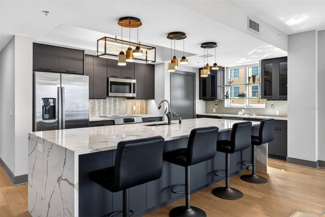 800 N TAMIAMI TRAIL 1217, Sarasota, FL 34236