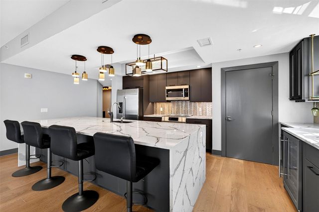 800 N TAMIAMI TRAIL 1217, Sarasota, FL 34236