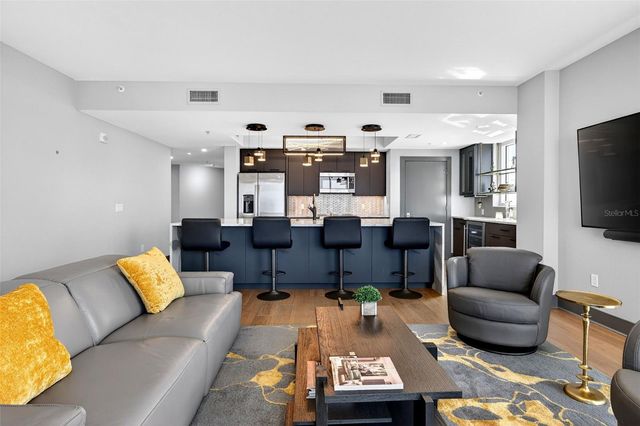 800 N TAMIAMI TRAIL 1217, Sarasota, FL 34236