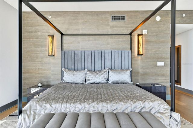 800 N TAMIAMI TRAIL 1217, Sarasota, FL 34236