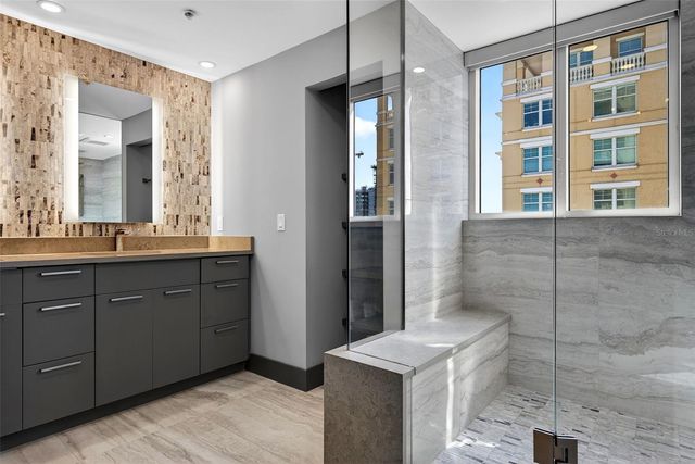 800 N TAMIAMI TRAIL 1217, Sarasota, FL 34236