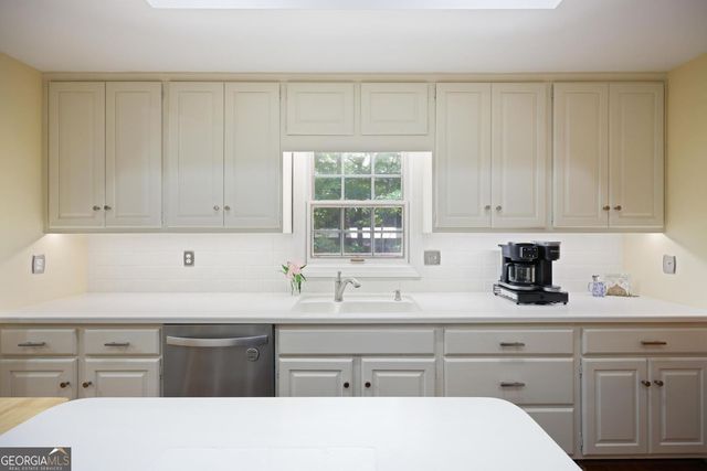 40 Ivy Chase NE, Atlanta, GA 30342