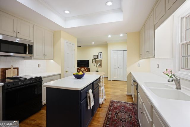 40 Ivy Chase NE, Atlanta, GA 30342