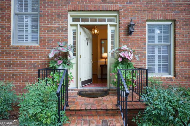 40 Ivy Chase NE, Atlanta, GA 30342