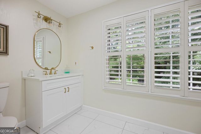 40 Ivy Chase NE, Atlanta, GA 30342
