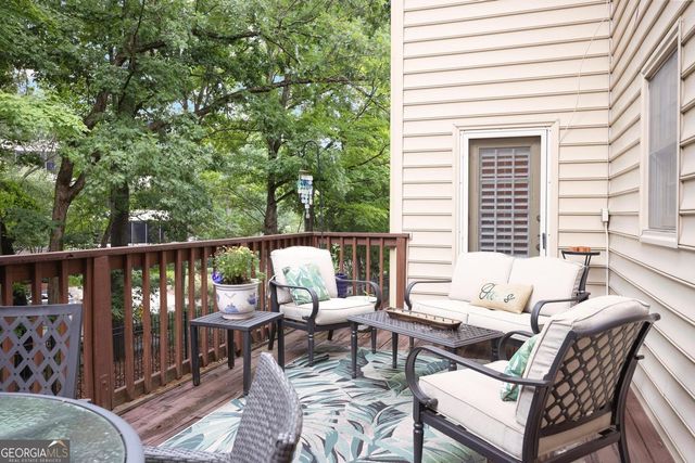 40 Ivy Chase NE, Atlanta, GA 30342
