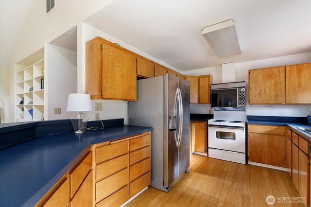 1287 Hideaway Lane, Oak Harbor, WA 98277