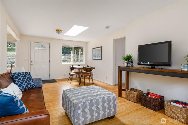 1287 Hideaway Lane, Oak Harbor, WA 98277