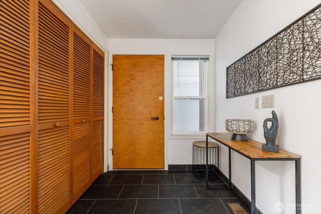 1287 Hideaway Lane, Oak Harbor, WA 98277