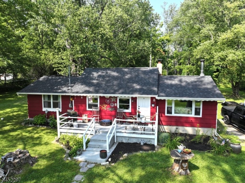 5 W Shaytown Rd, Sandyston Twp., NJ 07827