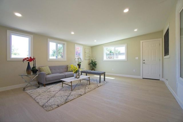 13742 Highwood Drive, San Jose, CA 95127
