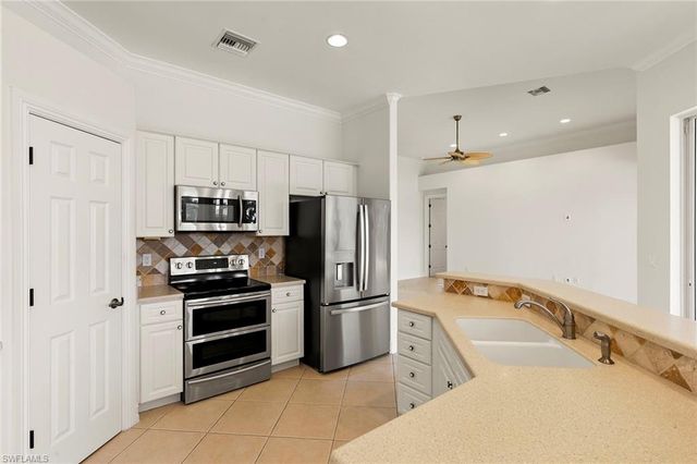 6920 Bent Grass DR, Naples, FL 34113