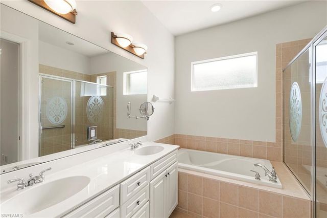 6920 Bent Grass DR, Naples, FL 34113