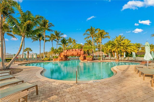 6920 Bent Grass DR, Naples, FL 34113