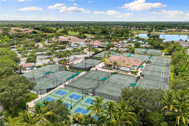 6920 Bent Grass DR, Naples, FL 34113