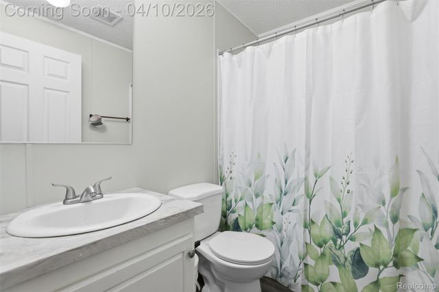 1261 Christine Terrace, Madison Heights, MI 48071
