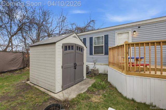 1261 Christine Terrace, Madison Heights, MI 48071