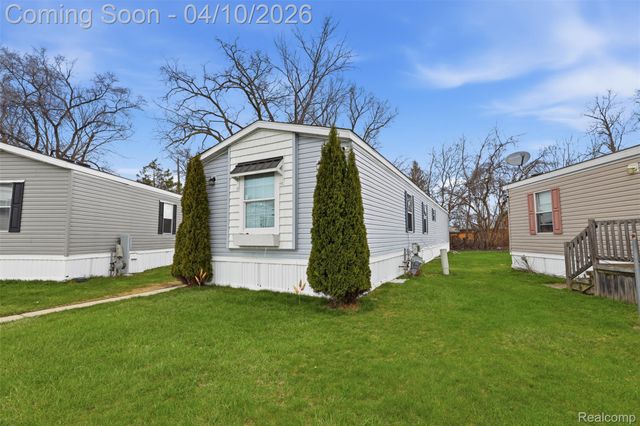 1261 Christine Terrace, Madison Heights, MI 48071