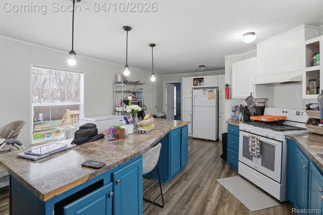 1261 Christine Terrace, Madison Heights, MI 48071