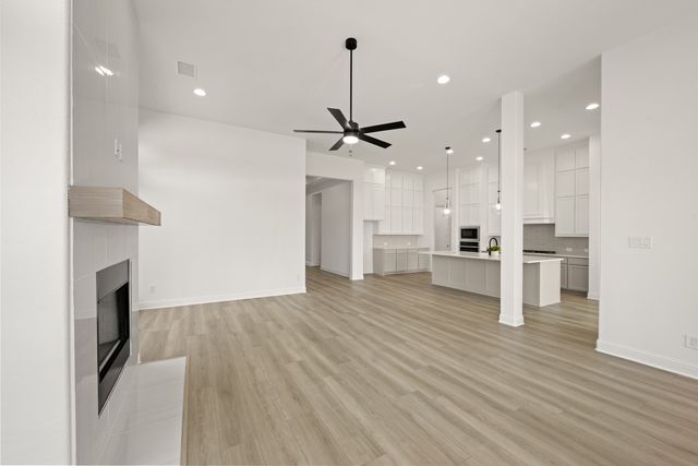 2608 Alyssa Street, Burleson, TX 76028