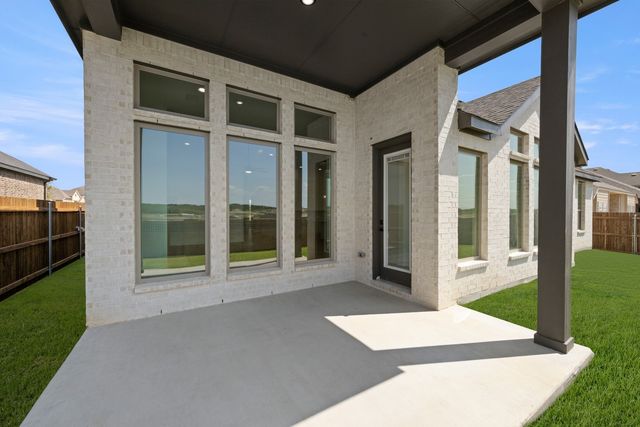 2608 Alyssa Street, Burleson, TX 76028