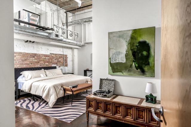 239 Rep John Lewis Way N Apt 201, Nashville, TN 37219