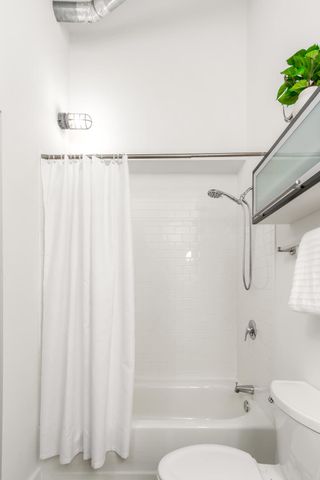 239 Rep John Lewis Way N Apt 201, Nashville, TN 37219