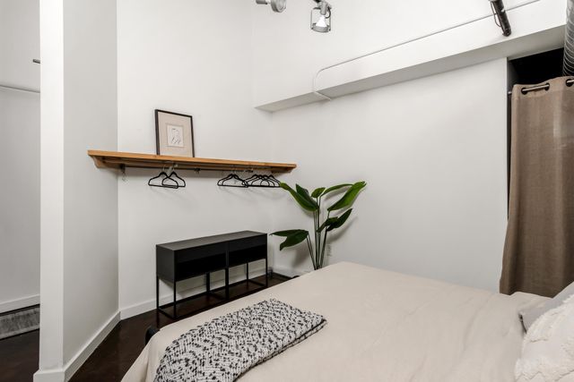 239 Rep John Lewis Way N Apt 201, Nashville, TN 37219