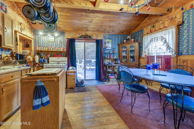 3183 State Highway 10, Ephratah, NY 12095
