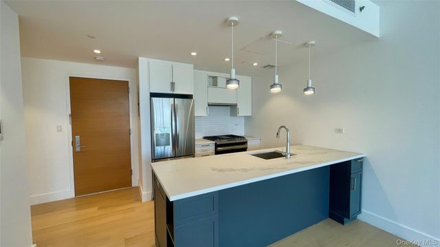 133 Beach 116th Street 2B, Rockaway Park, NY 11694