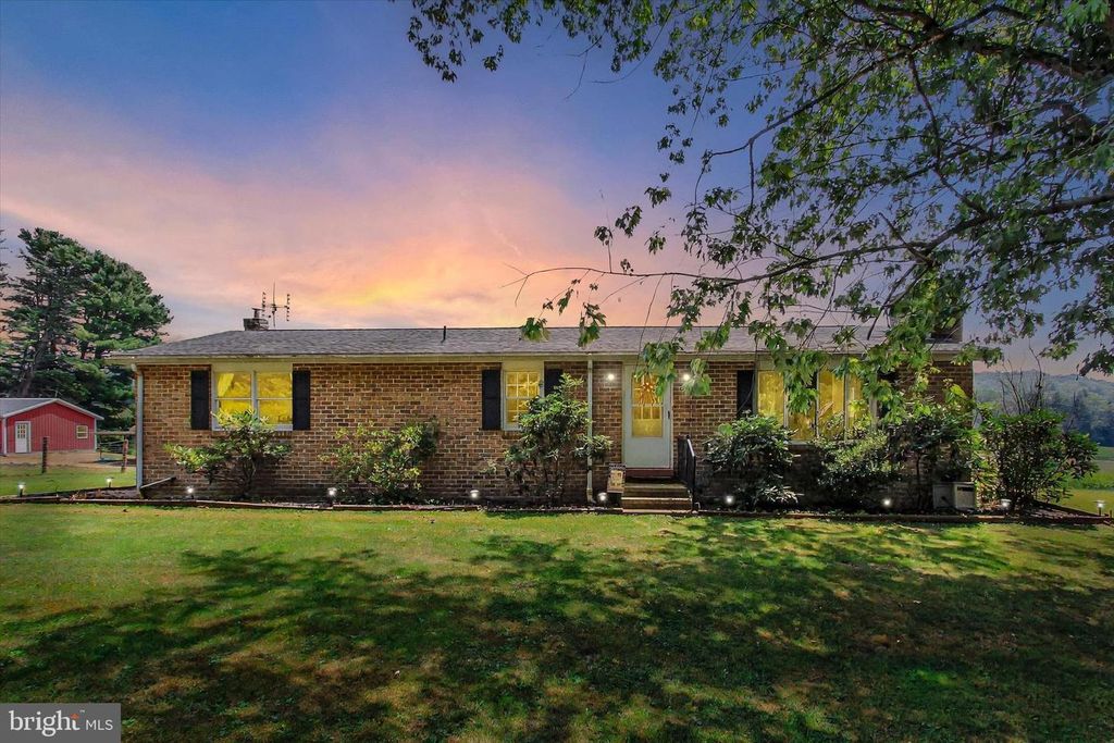 551 NAWAKWA RD, Biglerville, PA 17307