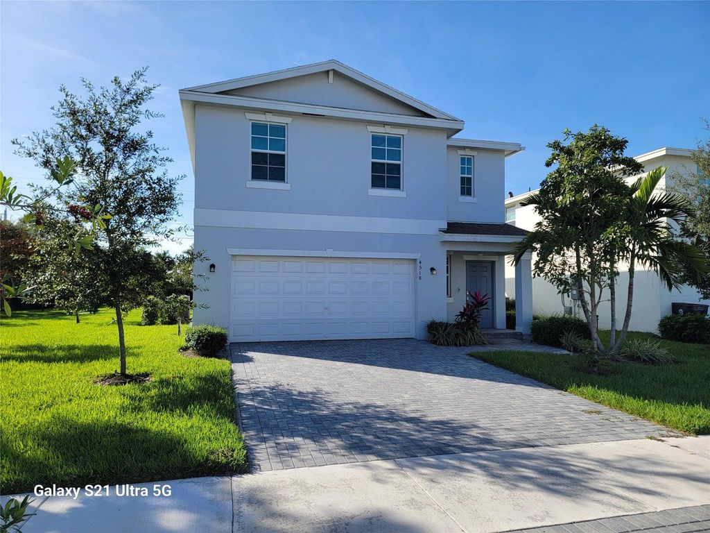 4518 Dow Lane, Lake Worth, FL 33463