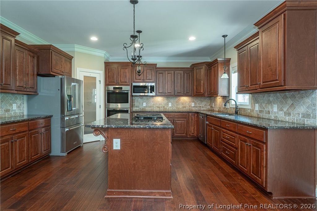 2428 Amigo Drive, Fayetteville, NC 28305 — photo 8