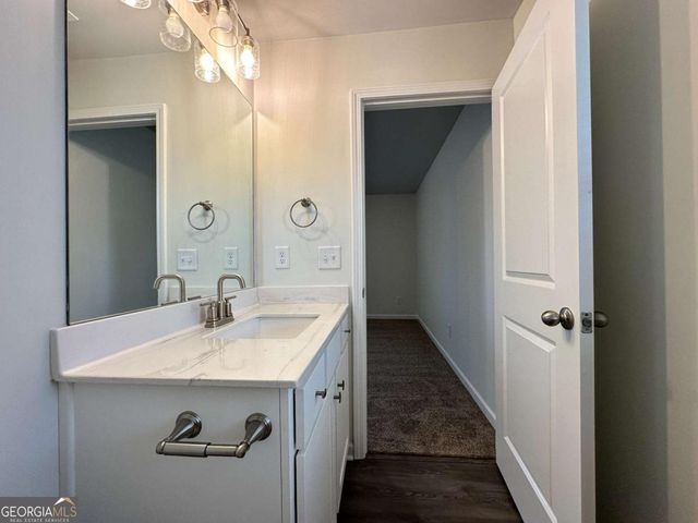 24 Knollwood Way NW, Cartersville, GA 30121