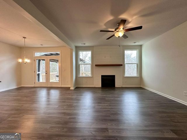 24 Knollwood Way NW, Cartersville, GA 30121