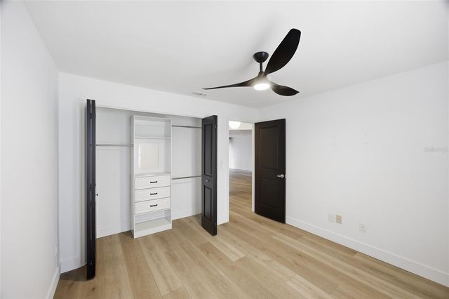 13025 VILLAGE CHASE CIRCLE, Tampa, FL 33618