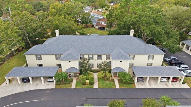 13025 VILLAGE CHASE CIRCLE, Tampa, FL 33618