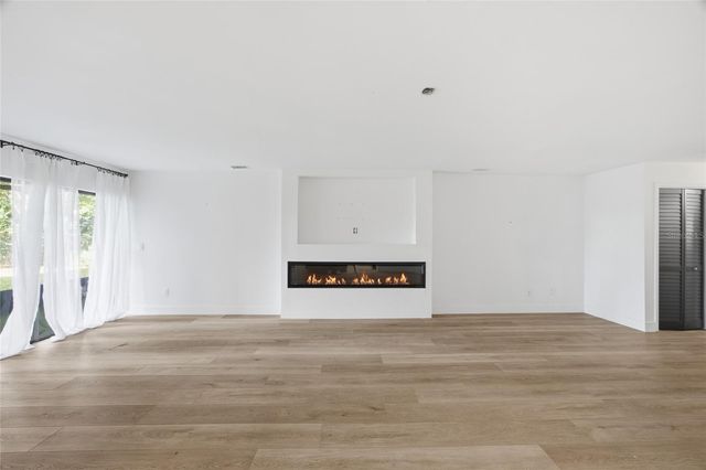 13025 VILLAGE CHASE CIRCLE, Tampa, FL 33618