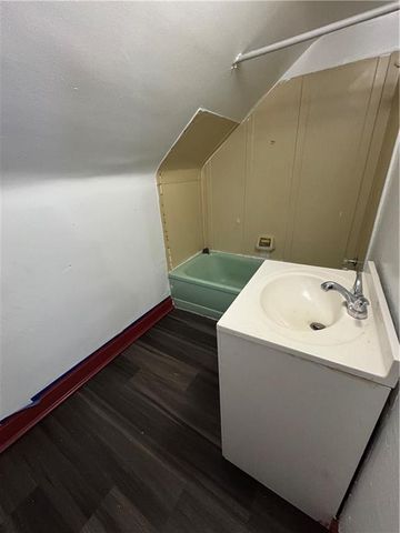 4416 Saint John Avenue, Kansas City, MO 64123