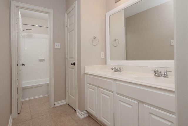 79 French Oaks, The Woodlands, TX 77382