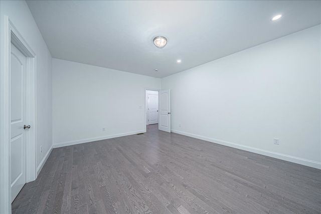 10 Black Bear Circle 10, Milford, MA 01757