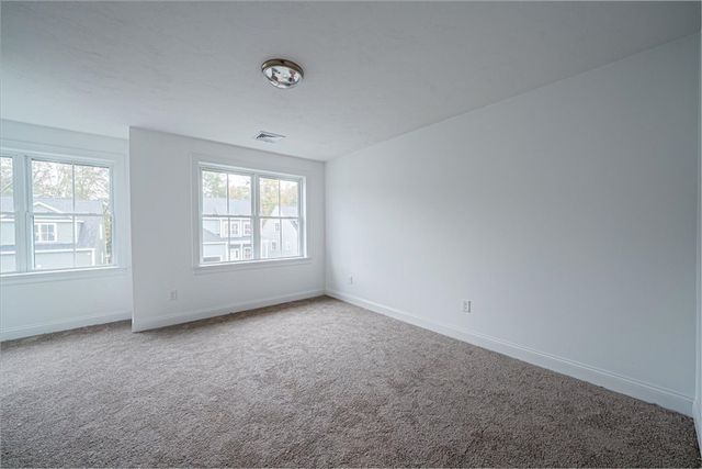 10 Black Bear Circle 10, Milford, MA 01757