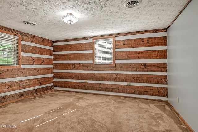 375 Lick Hollow Road, Greeneville, TN 37743