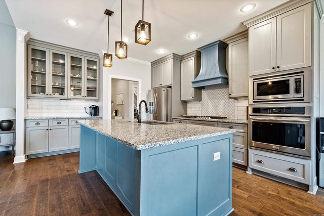 2401 Aberdeen Drive, Bryant, AR 72019