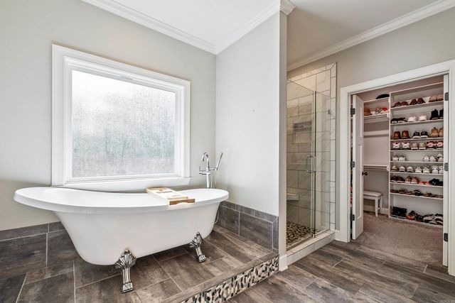 2401 Aberdeen Drive, Bryant, AR 72019