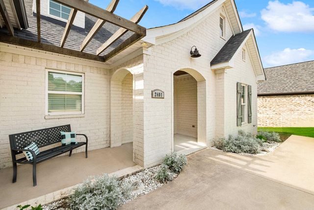 2401 Aberdeen Drive, Bryant, AR 72019