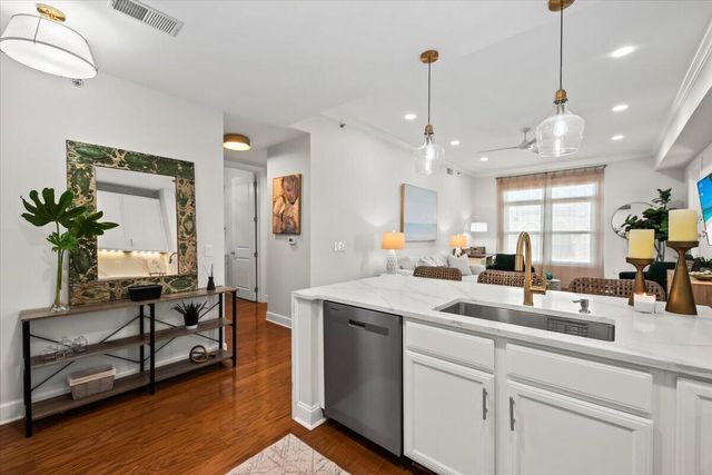 125 Pier View Street Unit 407, Daniel Island, SC 29492