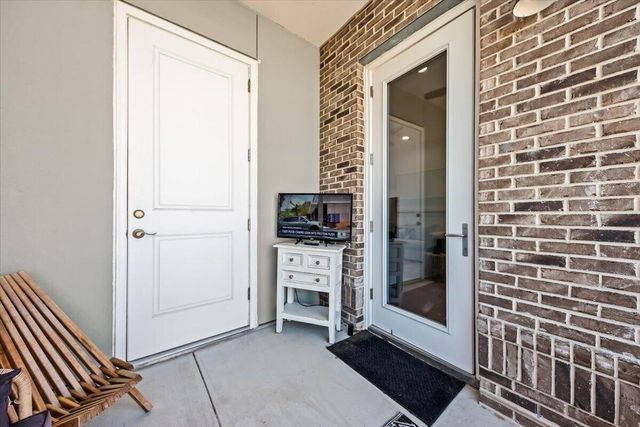 125 Pier View Street Unit 407, Daniel Island, SC 29492